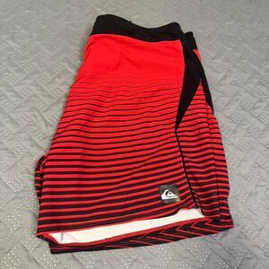Y2K Quicksilver Board Shorts Swim trunks Red Black Size 40